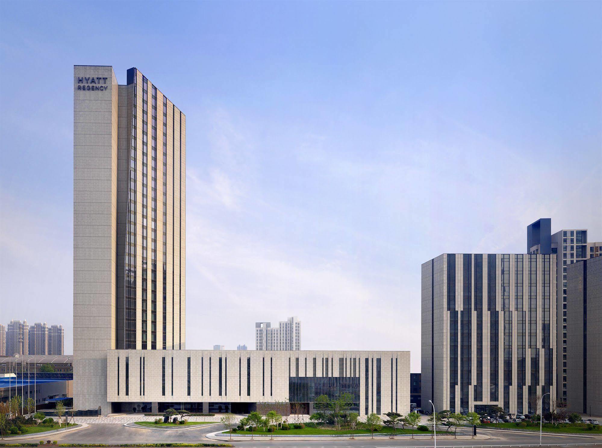 Hotel Hyatt Regency Tianjin East Exterior foto